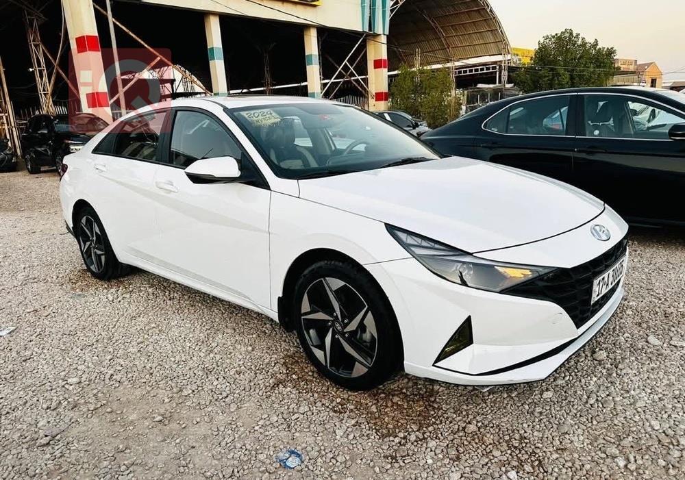 هیوندای ئەلەنترا